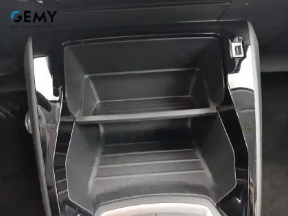 Photo 58 Peugeot 208  BlueHDi 100 S&S BVM6