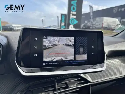 Photo 26 Peugeot 208  PureTech 100 S&S EAT8