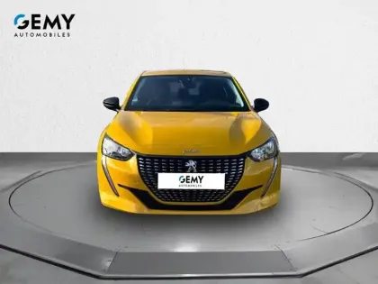 Photo 57 Peugeot 208  PureTech 100 S&S EAT8