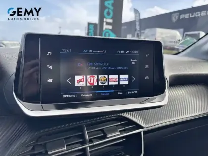 Photo 15 Peugeot 208  PureTech 100 S&S EAT8