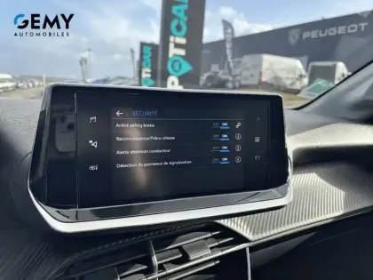 Photo 25 Peugeot 208  PureTech 100 S&S EAT8