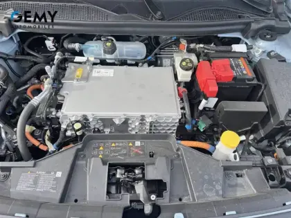 Photo 13 Renault 4 Renault  E-Tech Electrique 150 ch autonomie confort