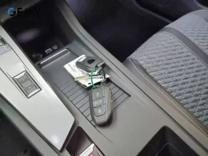 Photo 14 Peugeot 308  Hybrid 145 e-DCS6