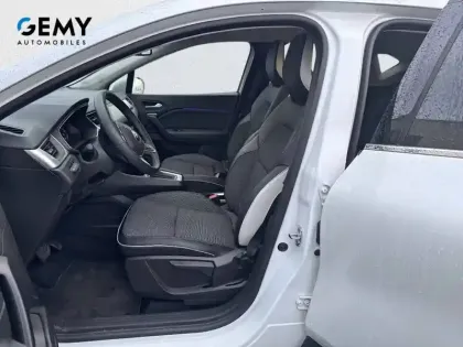 Photo 8 Renault Captur  E-Tech 145 - 21