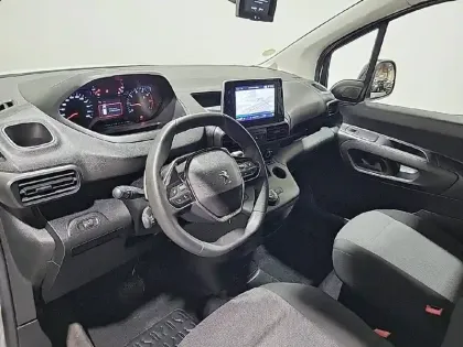 Photo 9 Peugeot Partner Gén. III Ph2 Base 4