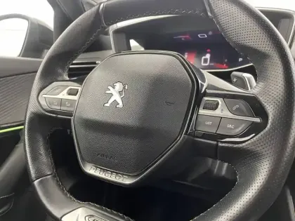 Photo 28 Peugeot 2008  PureTech 130 S&S EAT8