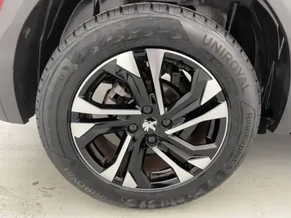 Photo 18 Peugeot 2008  PureTech 130 S&S EAT8