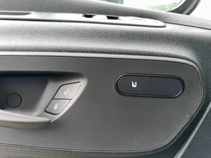 Photo 19 Mercedes Sprinter E 420 Châssis cab 43 4,0t PRO