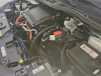 Photo 14 Peugeot 208  Electrique 50 kWh 136ch