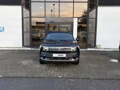 Photo 7 Renault 4 Renault  E-Tech Electrique 150 ch autonomie confort