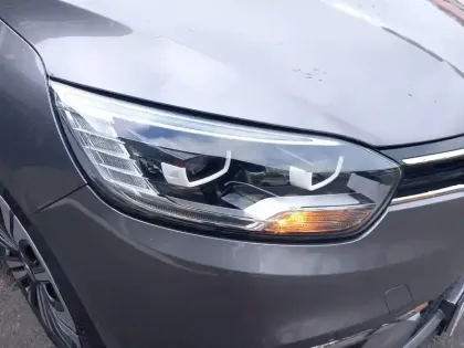 Photo 15 Renault Scenic Grand  TCe 140 EDC