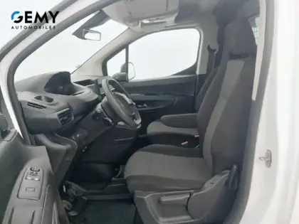 Photo 29 Peugeot Partner  FOURGON STANDARD 650 KG BLUEHDI 75 BVM5