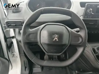 Photo 33 Peugeot Partner  FOURGON STANDARD 650 KG BLUEHDI 75 BVM5