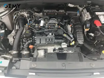 Photo 32 Peugeot Partner  FOURGON STANDARD 650 KG BLUEHDI 75 BVM5