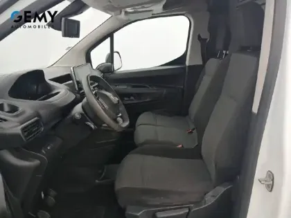 Photo 8 Peugeot Partner  FOURGON STANDARD 650 KG BLUEHDI 100 S&S BVM6