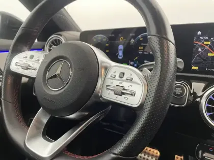 Photo 24 Mercedes CLA  Coupé 250 e 8G-DCT