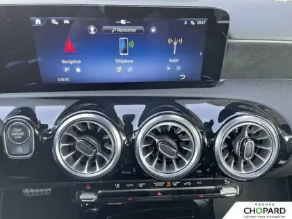 Photo 13 Mercedes Classe A  180 d 8G-DCT