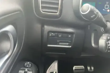 Photo 18 Citroën C5 aircross  Hybride Rechargeable 225 e-EAT8