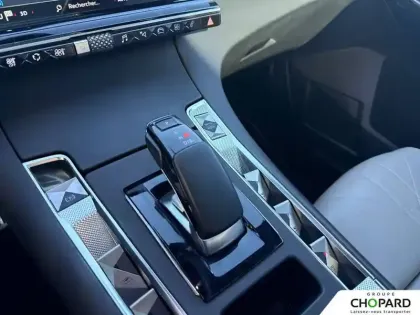 Photo 18 DS DS 7 DS7 Crossback Hybride E-Tense 225 EAT8