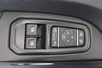 Photo 15 Renault Trafic  FGN L1H1 2800 KG BLUE DCI 130