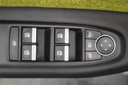 Photo 27 Renault 5 Renault  E-Tech Electrique 10 ch autonomie confort