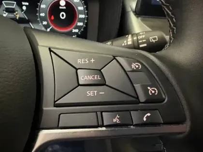 Photo 59 Nissan Juke  DIG-T 114