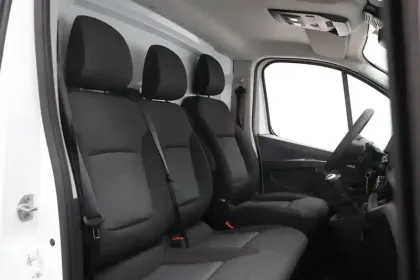 Photo 8 Renault Trafic  FG BLUE DCI 130 L1H1 3T GSR2