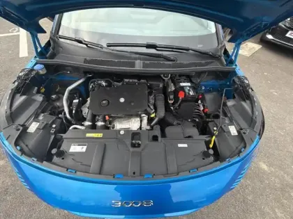 Photo 6 Peugeot 3008  BlueHDi 130ch S&S EAT8 Allure