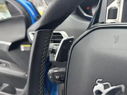 Photo 16 Peugeot 3008  BlueHDi 130ch S&S EAT8 Allure