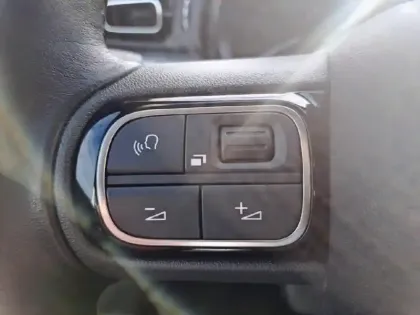 Photo 18 Citroën C3  PureTech 110 S&S EAT6 Shine Business