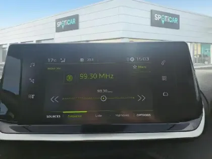 Photo 10 Peugeot 2008  PureTech 130 S&S BVM6 Allure