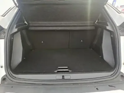 Photo 7 Peugeot 2008  PureTech 130 S&S BVM6 Allure