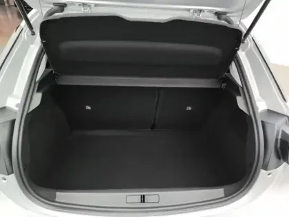 Photo 7 Opel Corsa  1.2 Turbo 100 ch BVM6 Edition