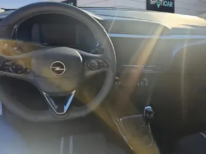 Photo 20 Opel Corsa  1.2 Turbo 100 ch BVM6 GS