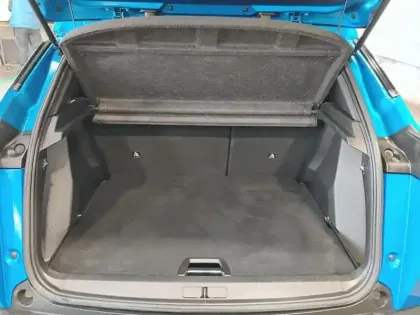 Photo 7 Peugeot 2008  BlueHDi 130 S&S EAT8 Allure Pack