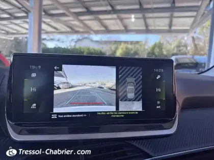 Photo 25 Peugeot 2008  BlueHDi 130 S&S EAT8 Allure