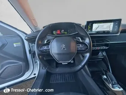 Photo 11 Peugeot 2008  BlueHDi 130 S&S EAT8 Allure