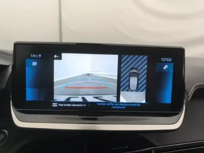 Photo 24 Peugeot 208  PureTech 130 S&S EAT8 GT Pack