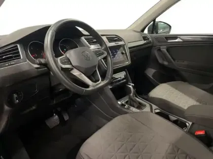 Photo 8 Volkswagen Tiguan 2.0 TDI 150ch DSG7 Life Plus