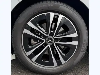 Photo 8 Mercedes Classe A A 200 Compacte