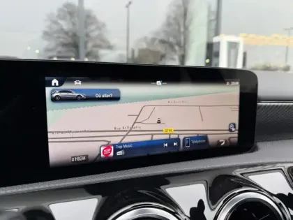 Photo 22 Mercedes Classe A A 200 Compacte