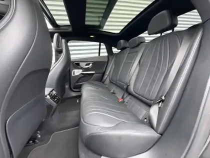 Photo 19 Mercedes Classe E EQE 350 AMG Line