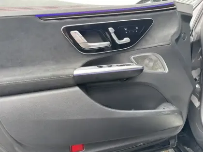 Photo 13 Mercedes Classe E EQE 350 AMG Line