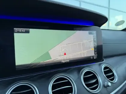 Photo 55 Mercedes CLA E 400 d 4MATIC Break