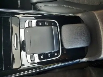 Photo 15 Mercedes GLB 200 d Business Line