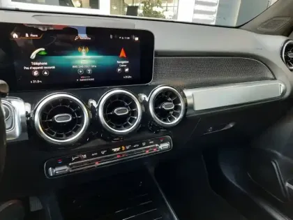 Photo 17 Mercedes GLB 200 d Business Line