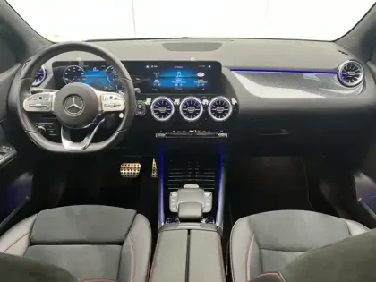 Photo 10 Mercedes Classe B 200 d AMG Line Edition