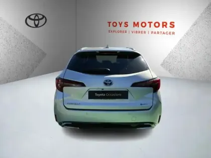 Photo 5 Toyota Corolla Hybride 1.8L 140h Design