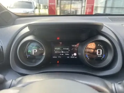 Photo 19 Toyota Yaris Hybride 116h Design