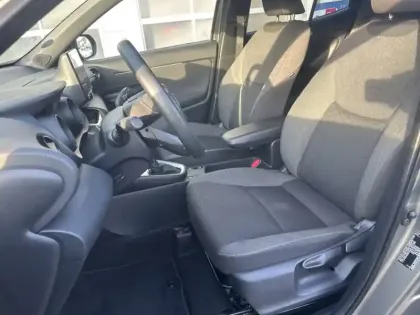 Photo 14 Toyota Yaris Hybride 116h Design